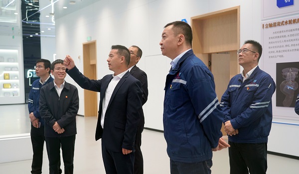 到海投公司驻滇企业调研01.jpg